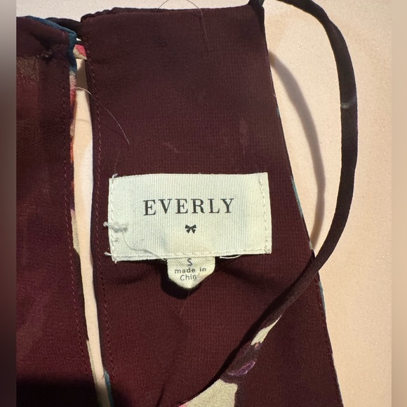 Everly Purple Floral Shift Dress - Picture 4 of 5